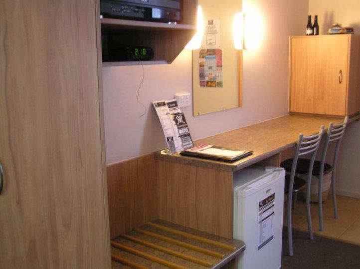トゥーンバ リビエラ オン ラスヴァン モテルモーテル 部屋 写真
